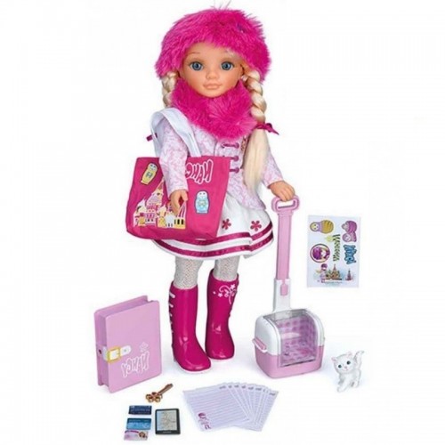 nancy doll famosa